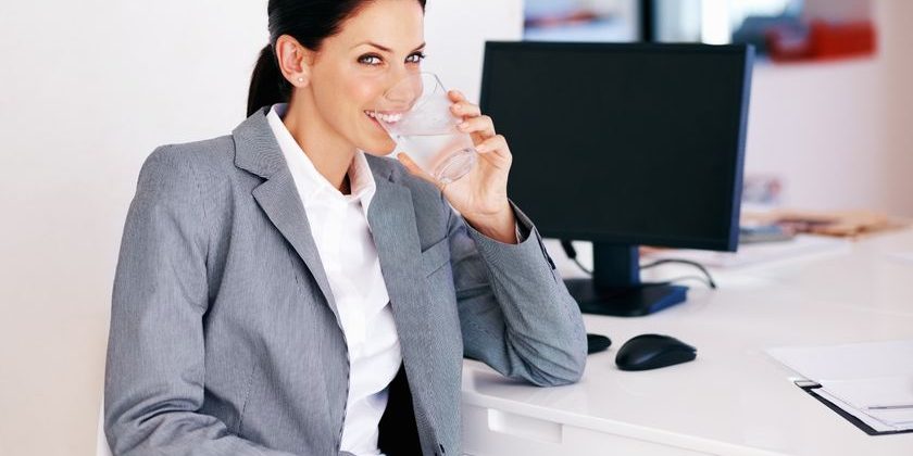 Manfaat Minum Air Oksigen Saat Bekerja Di Kantor