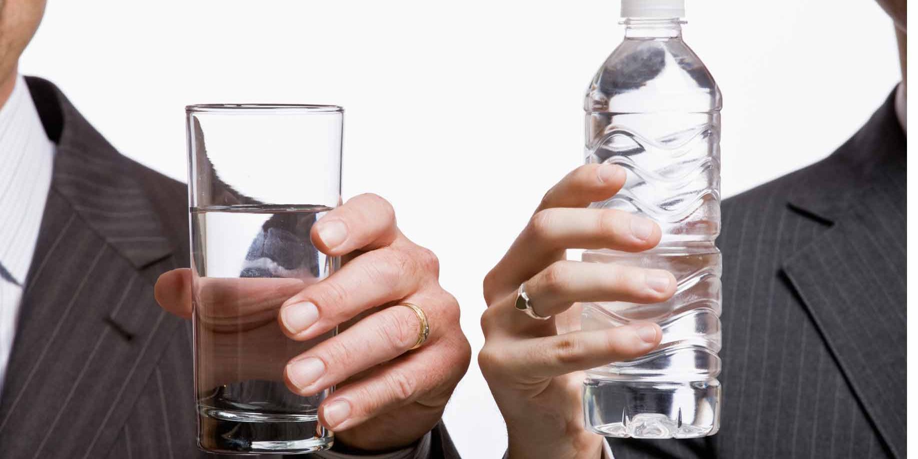 Manfaat Minum Air Putih Ketika Perut Kosong