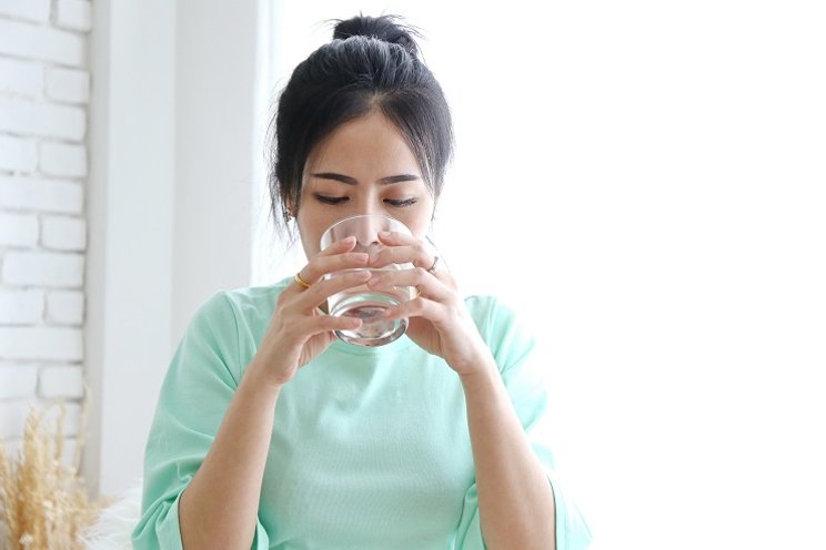 Terapi Mudah Menurunkan Kolesterol Dengan Minum Air Putih