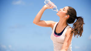 Tips Langsing Dengan Banyak Minum Air Oksigen